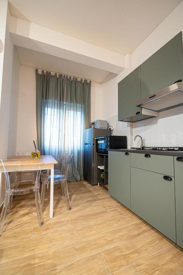Apartamento Casa Vacanze Partenope Nápoles Exterior foto